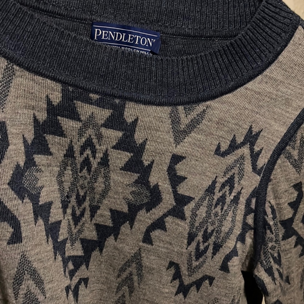 Pendleton Sweater, (S) Navy Blue & Grey with classic design.
